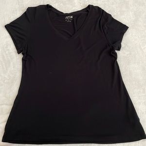 Apt 9 V Neck Shirt - Black